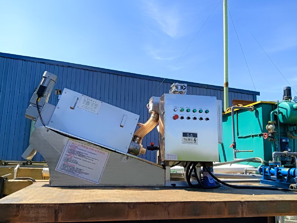 地埋一體化污水處理設(shè)備,生活污水處理設(shè)備,農(nóng)村污水處理設(shè)備